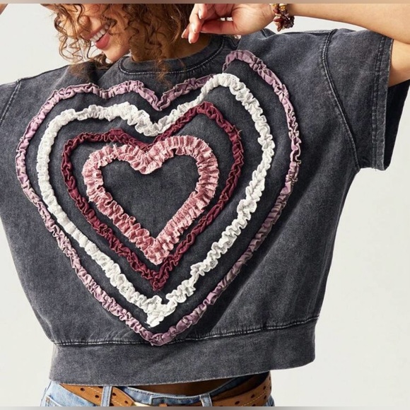 Women's Heart Ruffle Top - Picture 5 of 10